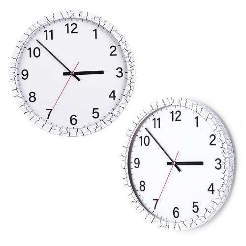 Cracked Patterned Plastic Wall Clock (300 mm)